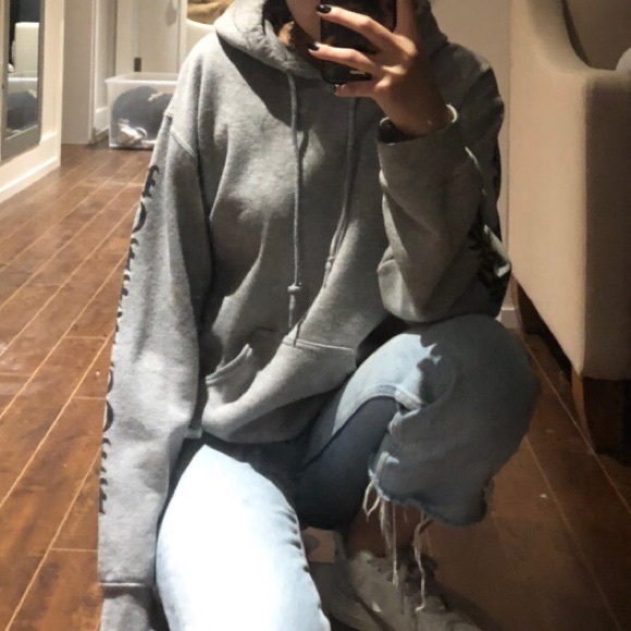 Purpose tour hoodie - Picture 4 of 4